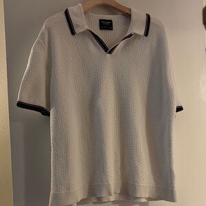 Abercrombie & Fitch Textured White Polo with Navy/Burgundy tips - XL
